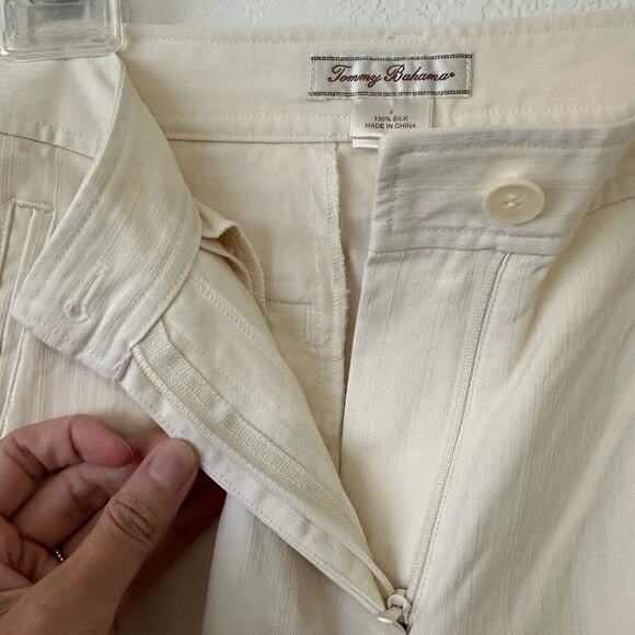 Vintage Tommy Bahama Silk Bermuda Shorts Jorts Cream size US 4 Pleated - Picture 4 of 8